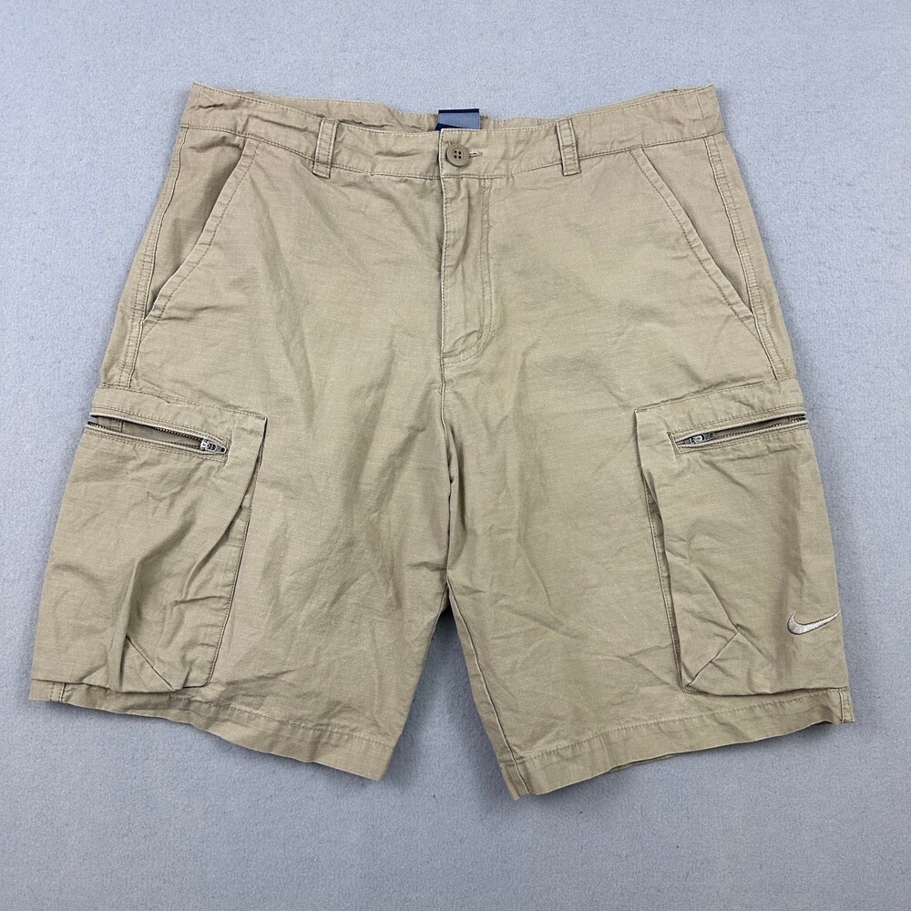 Nike Shorts Men 34 Beige Solid Chino Cargo Khakis Flat Front Sports Swoosh *